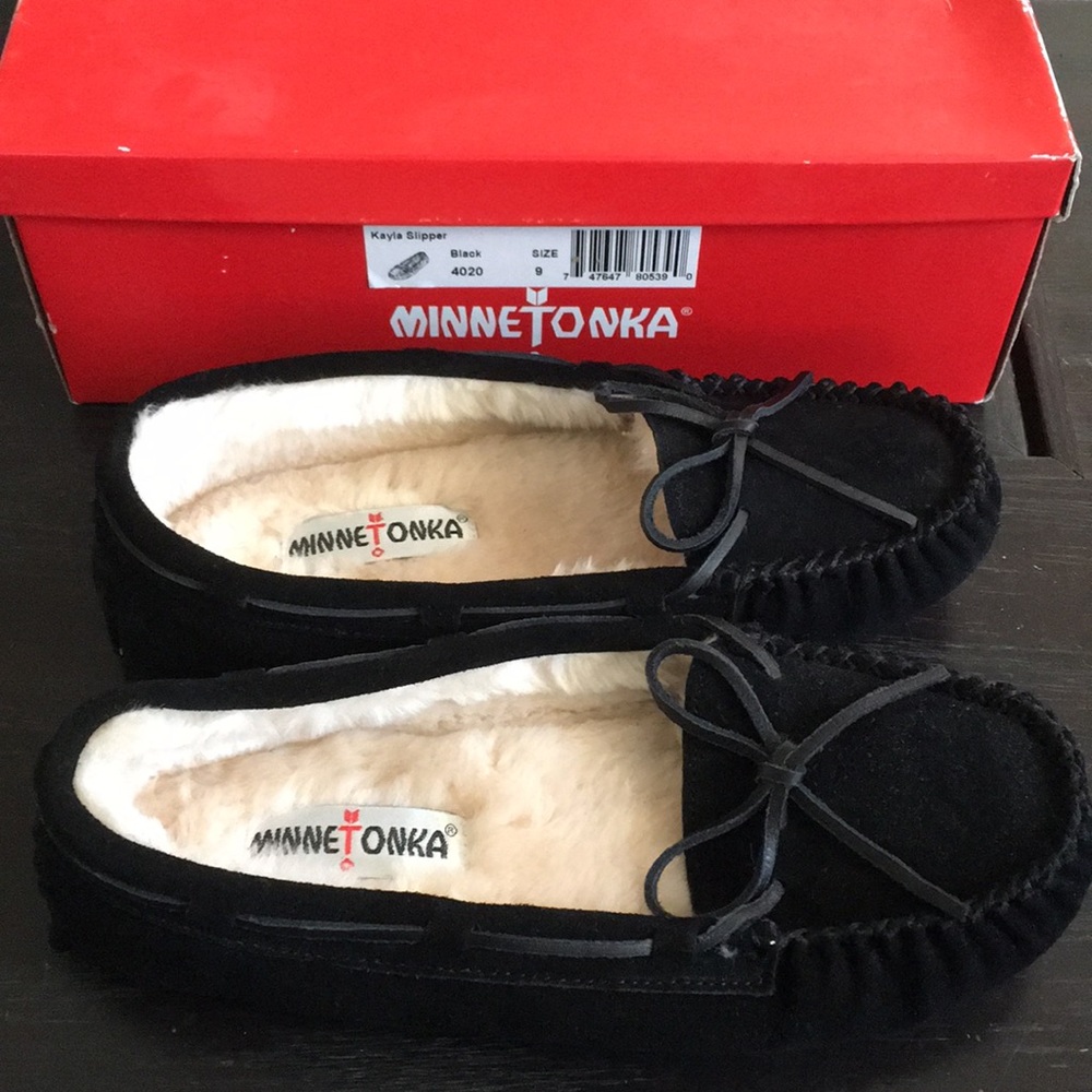 Minnetonka moccasins - black - never worn!